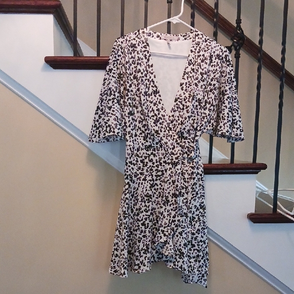 BCBGeneration White and Black Patterned Mini Dress - Picture 1 of 5
